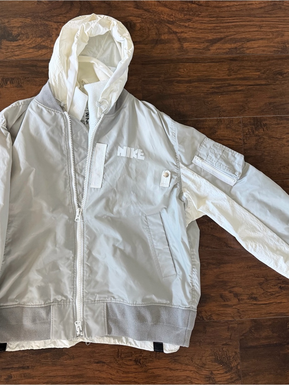 Nike White and Light Gray Kids Hooded Puffer Jacket